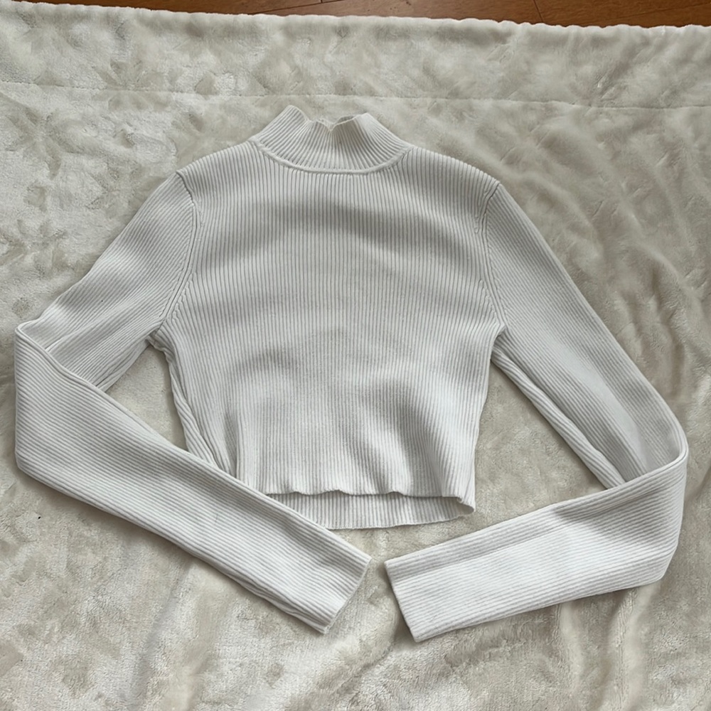 White knit cropped high neck top from Divided